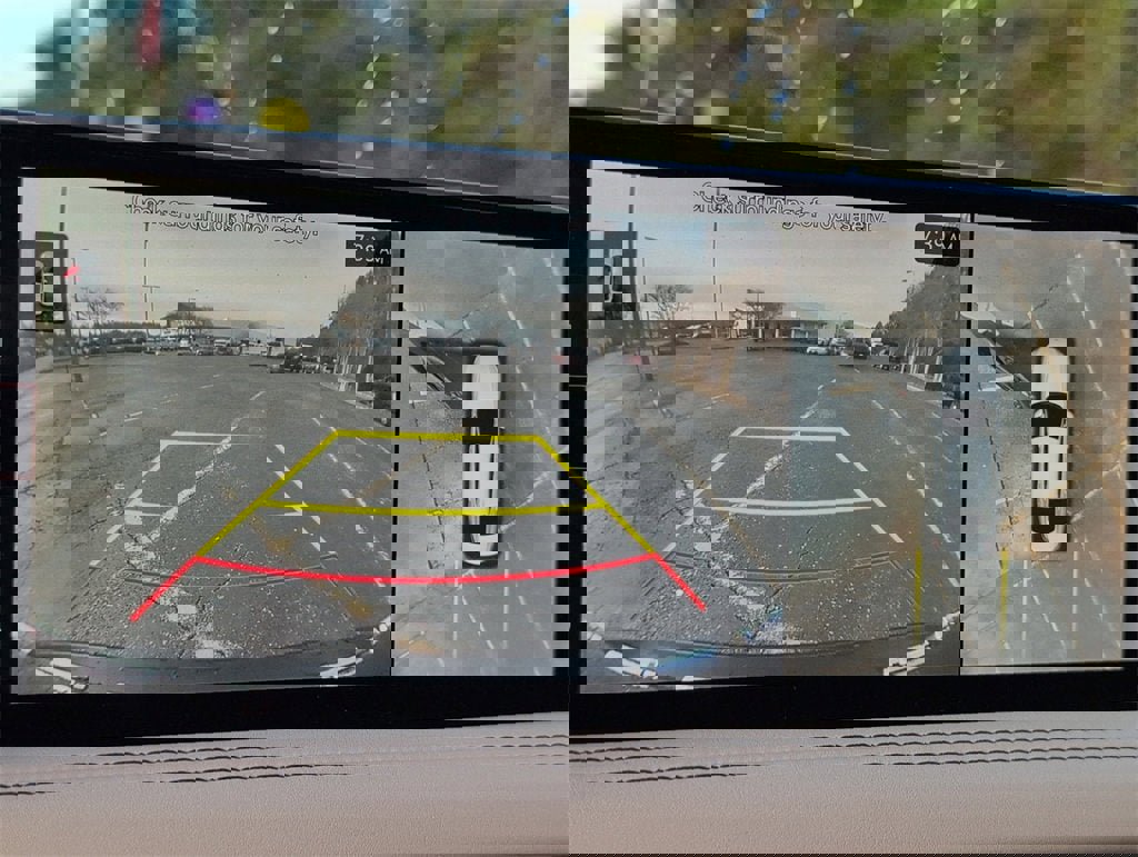 Used 2022 Genesis G70 3.3T image 19