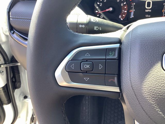 New 2025 Jeep Compass Latitude w/ Sun & Sound Group AWD/4WD image 13