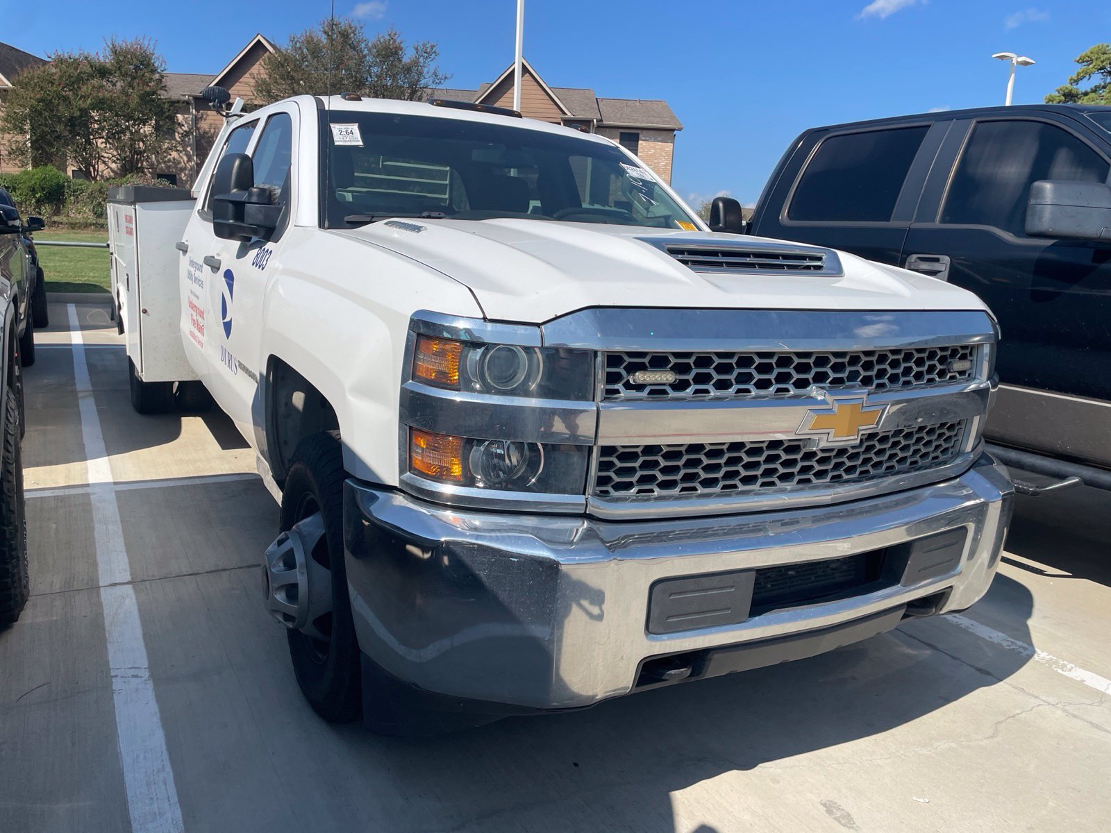 Used 2019 Chevrolet Silverado 3500 W/T AWD/4WD image 3