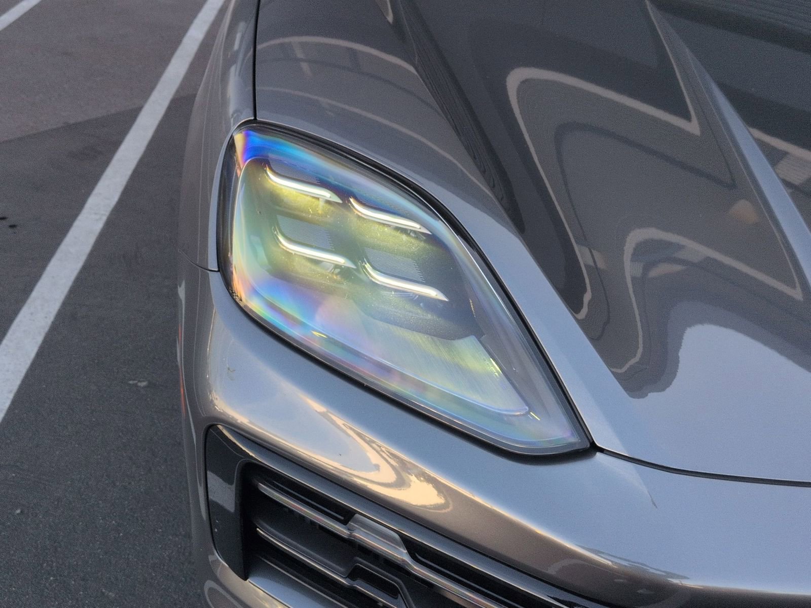 Certified 2025 Porsche Cayenne S image 11