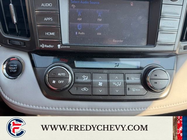 Used 2014 Toyota RAV4 Limited AWD/4WD image 19
