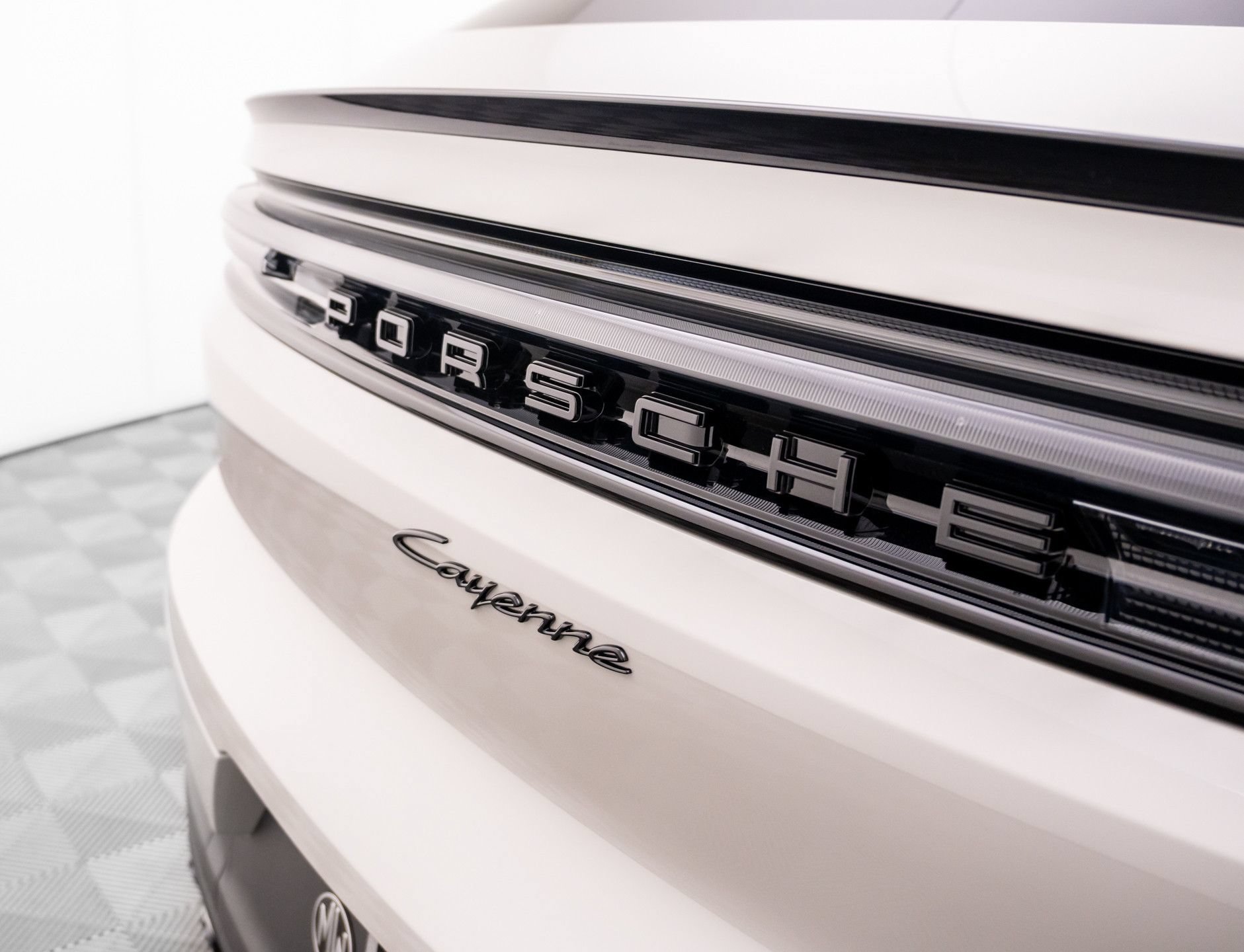 New 2026 Porsche Cayenne Coupe AWD/4WD image 40