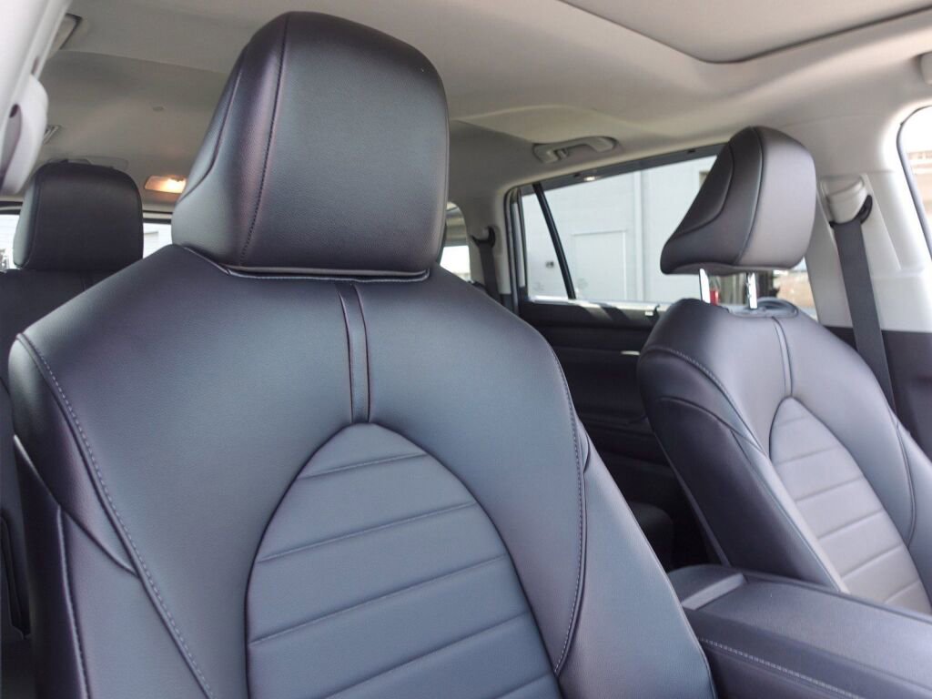 Certified 2021 Toyota Highlander XLE image 15