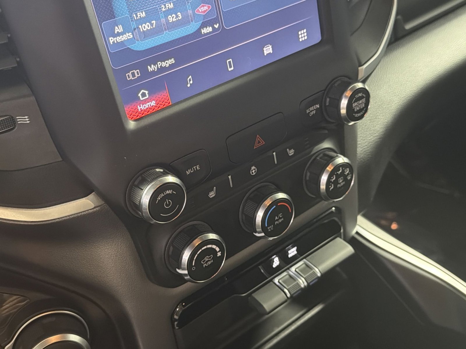 Used 2023 RAM 1500 Big Horn AWD/4WD image 24