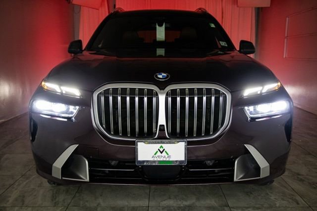 Used 2023 BMW X7 xDrive40i w/ Executive Package AWD/4WD image 37