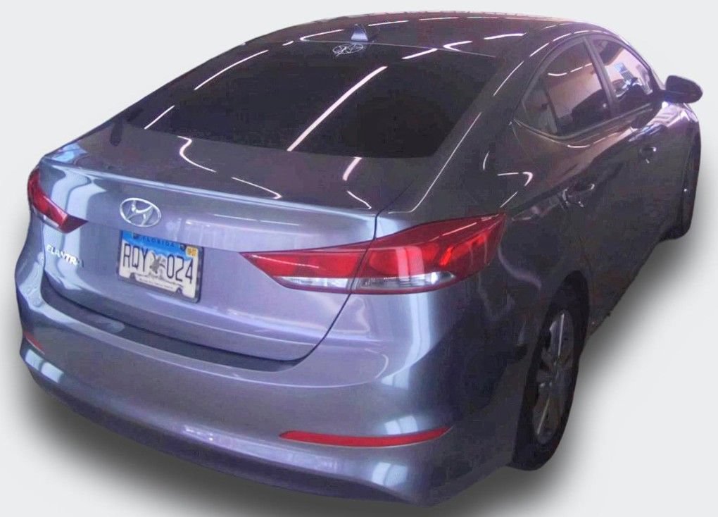 Used 2018 Hyundai Elantra Value Edition FWD image 3