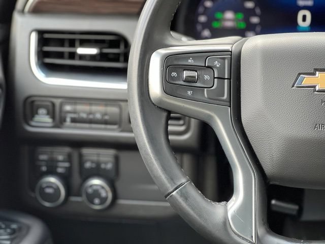 Used 2023 Chevrolet Suburban LT AWD/4WD image 36