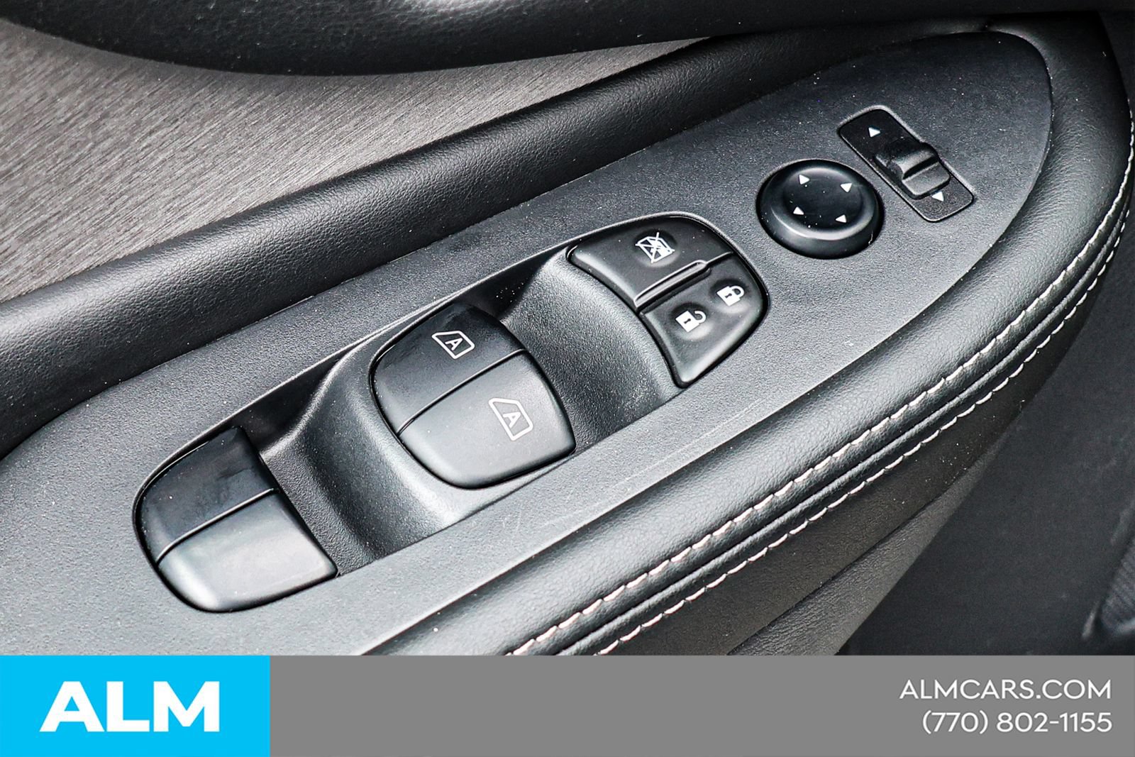 Used 2024 Nissan Murano SV FWD image 38