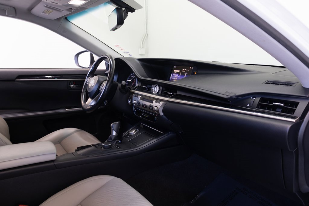 Used 2016 Lexus ES 350 image 20