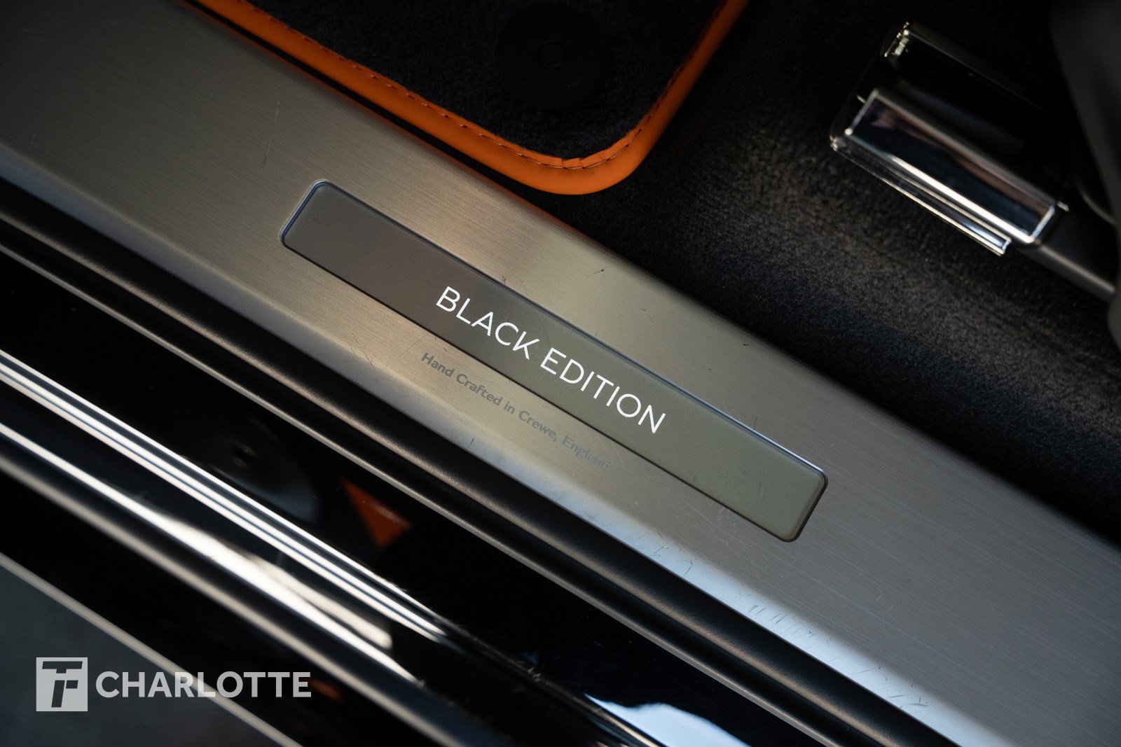 Used 2025 Bentley Bentayga image 19