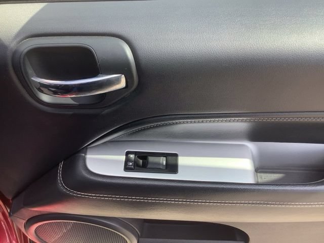 Used 2014 Jeep Compass Latitude FWD image 19