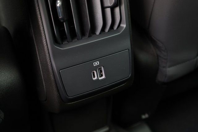 New 2025 Alfa Romeo Tonale w/ Premium Package image 28