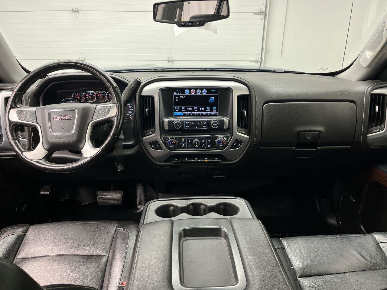 Used 2017 GMC Sierra 1500 SLT w/ SLT Premium Package AWD/4WD image 4