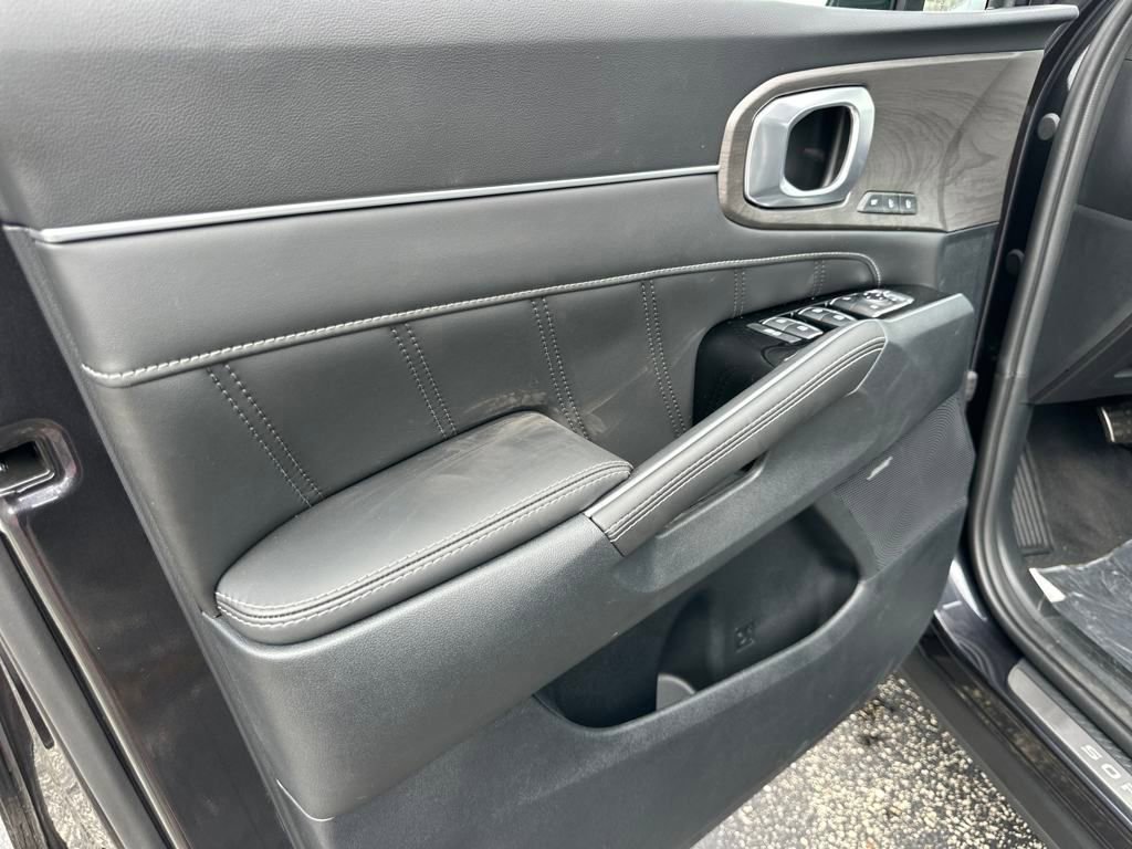 New 2025 Kia Sorento SX Prestige image 10