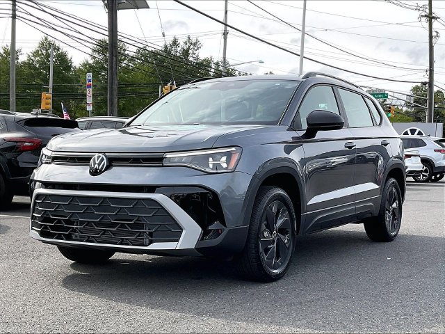 New 2027 Volkswagen Taos S FWD image 3