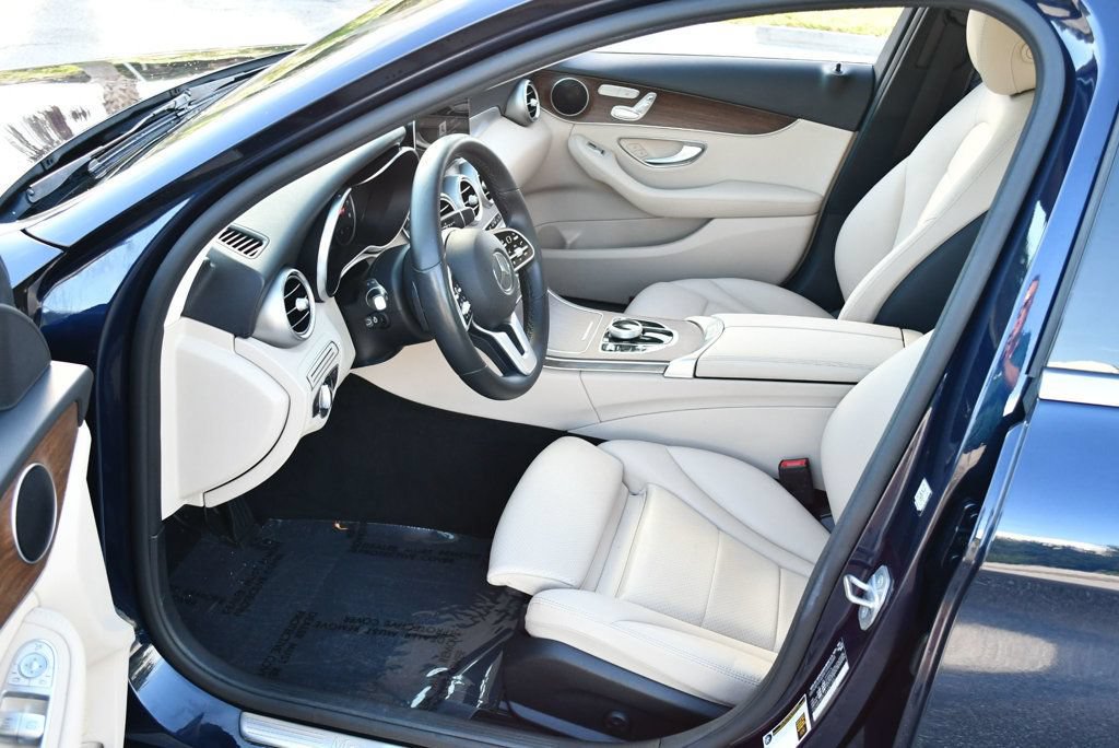 Used 2019 Mercedes-Benz C 300 4MATIC Sedan image 45