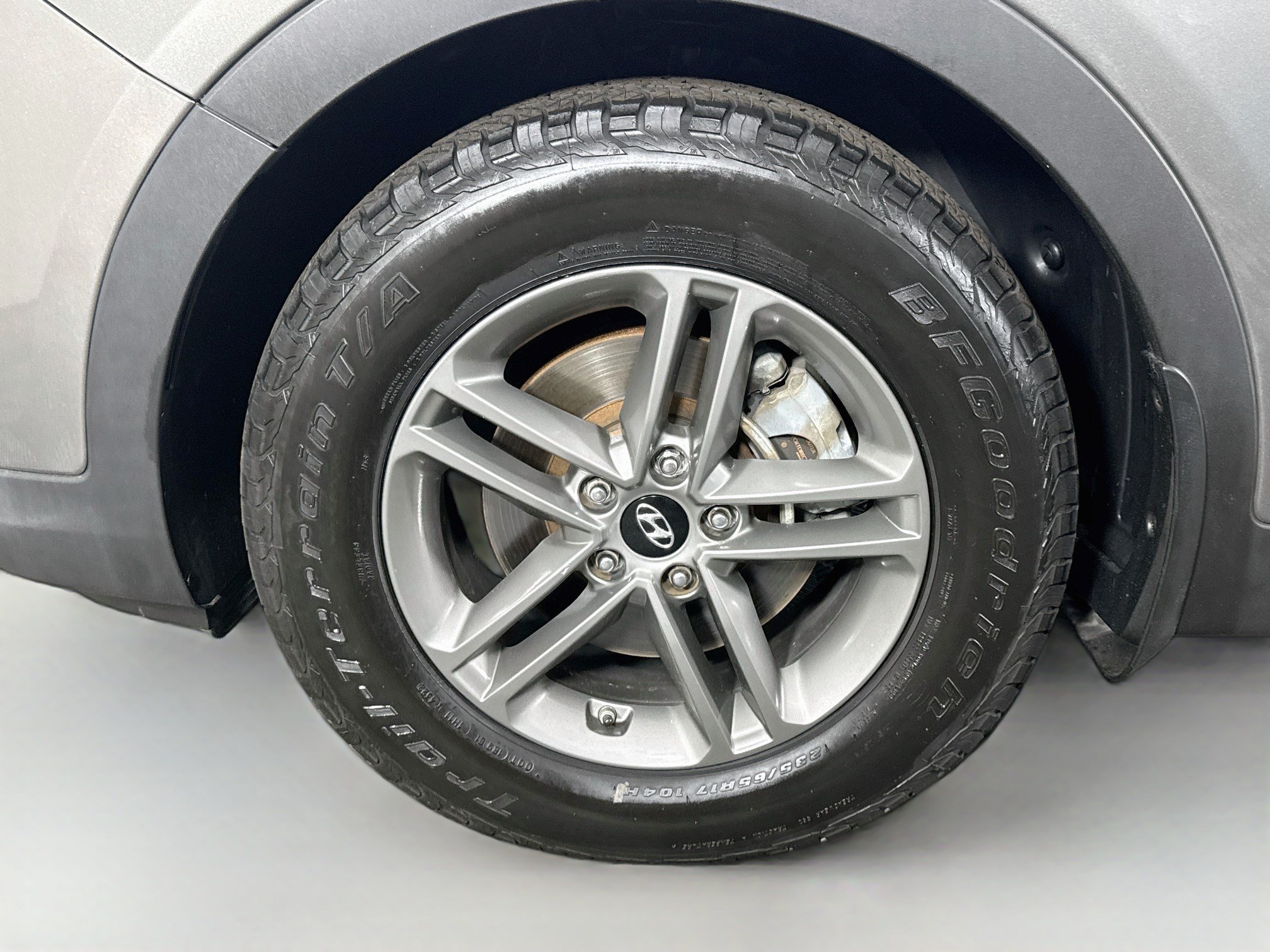 Used 2017 Hyundai Santa Fe Sport FWD image 38