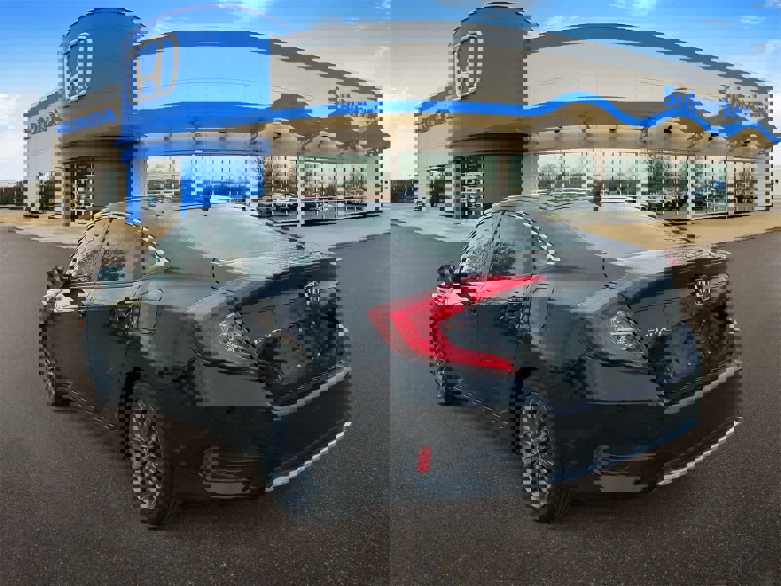 Used 2019 Honda Civic EX-L image 6