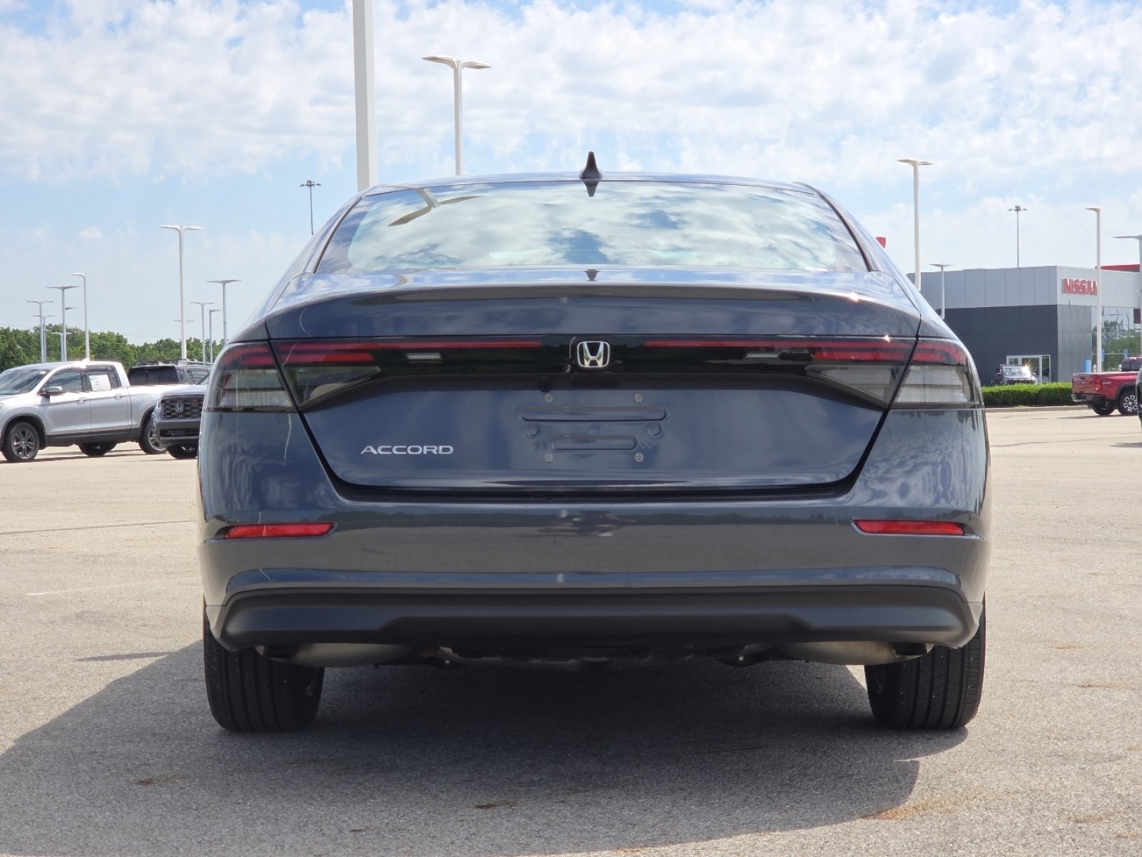 Used 2023 Honda Accord EX image 18