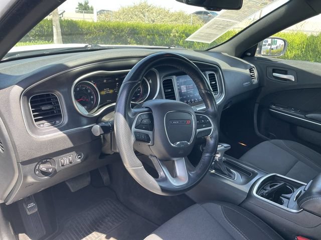 Used 2018 Dodge Charger R/T RWD image 10