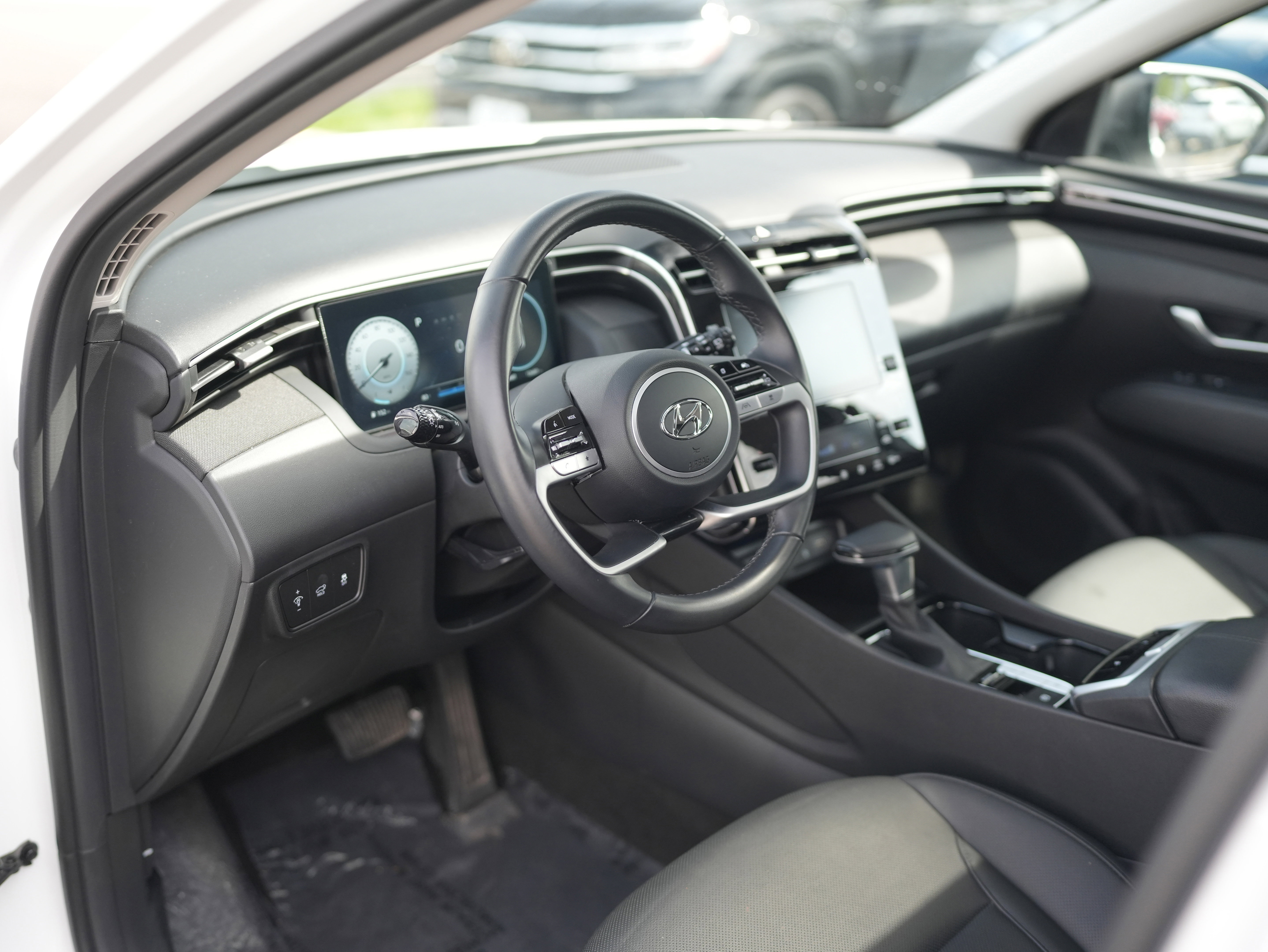 Used 2023 Hyundai Tucson SEL w/ Convenience Package FWD image 12