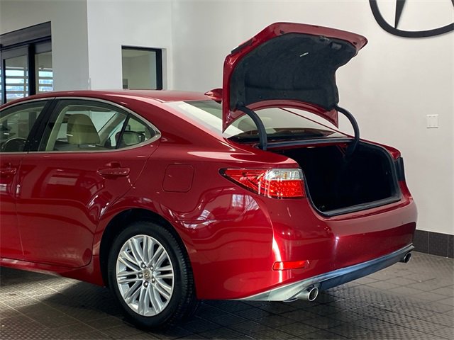 Used 2015 Lexus ES 350 image 25