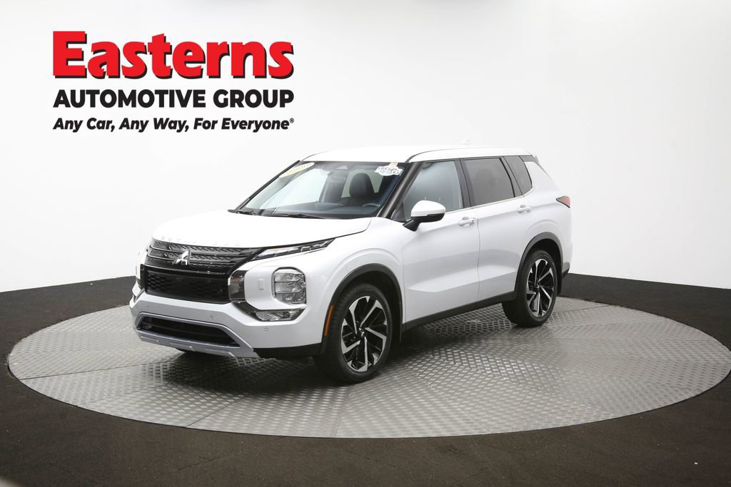 Used 2024 Mitsubishi Outlander SE image 55