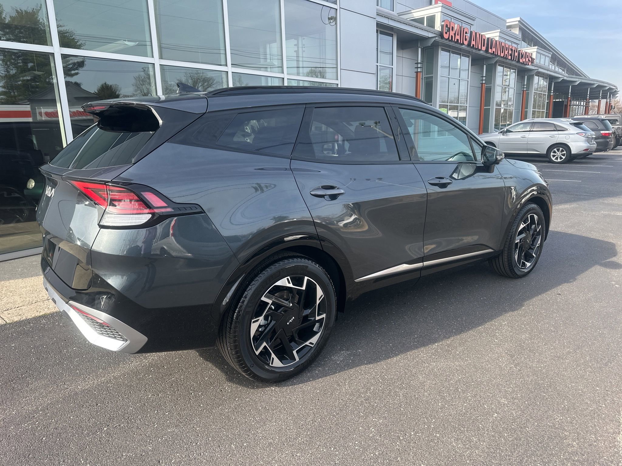 Used 2025 Kia Sportage SX FWD image 3