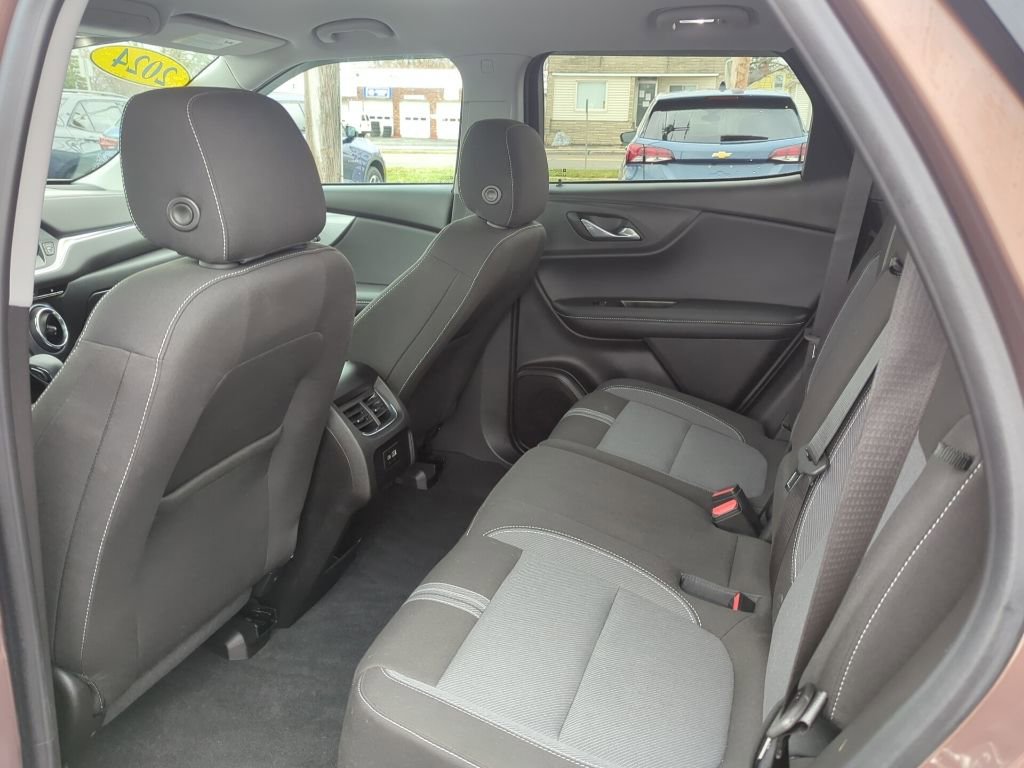 Certified 2024 Chevrolet Blazer LT w/ Convenience Package image 21