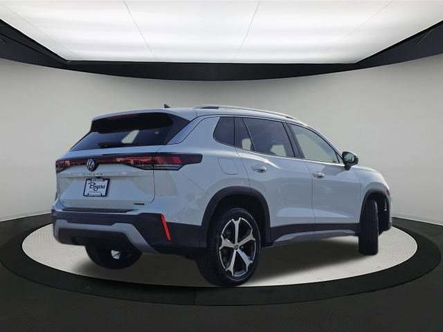 New 2026 Volkswagen Tiguan SE image 7