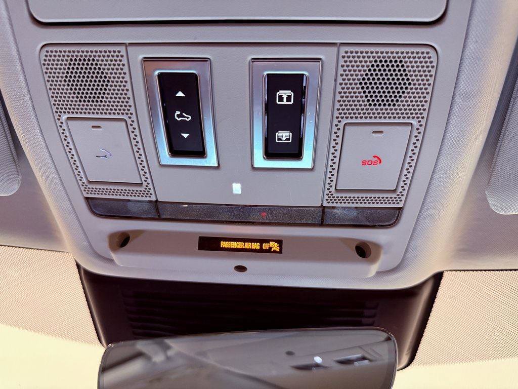 Used 2021 Jaguar F-PACE S image 14