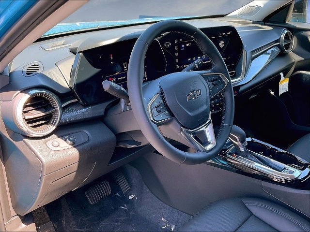 New 2026 Chevrolet Trax ACTIV w/ Driver Confidence Package FWD image 9
