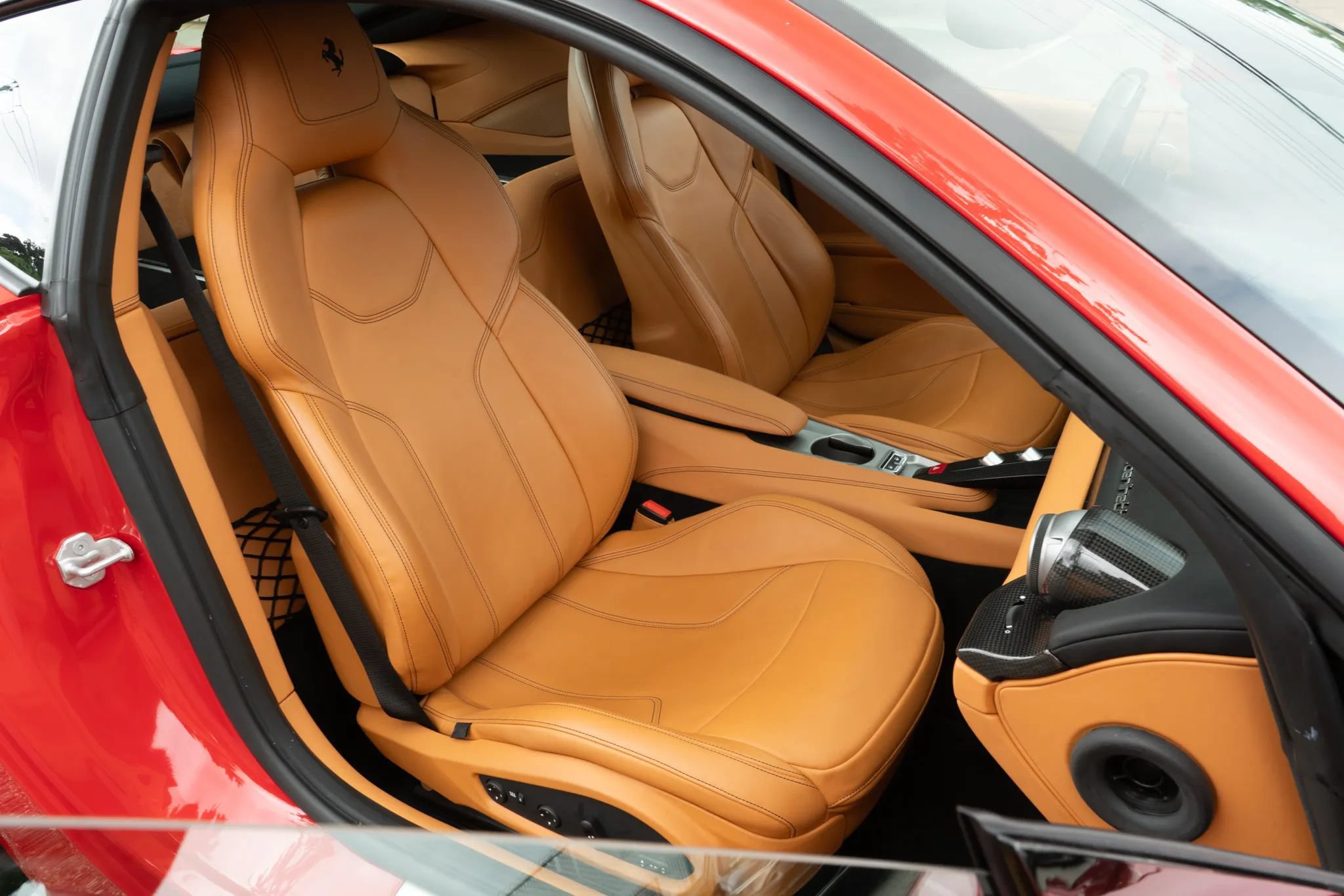 Used 2017 Ferrari F12 Berlinetta RWD image 5