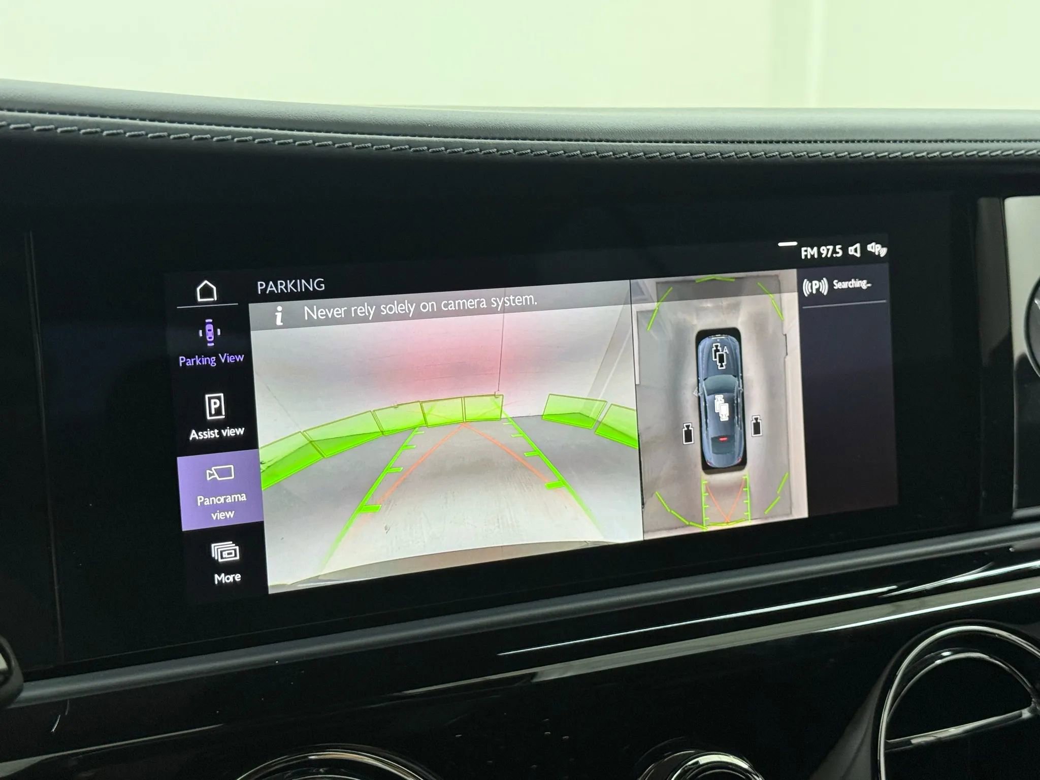 Used 2025 Rolls-Royce Spectre image 25