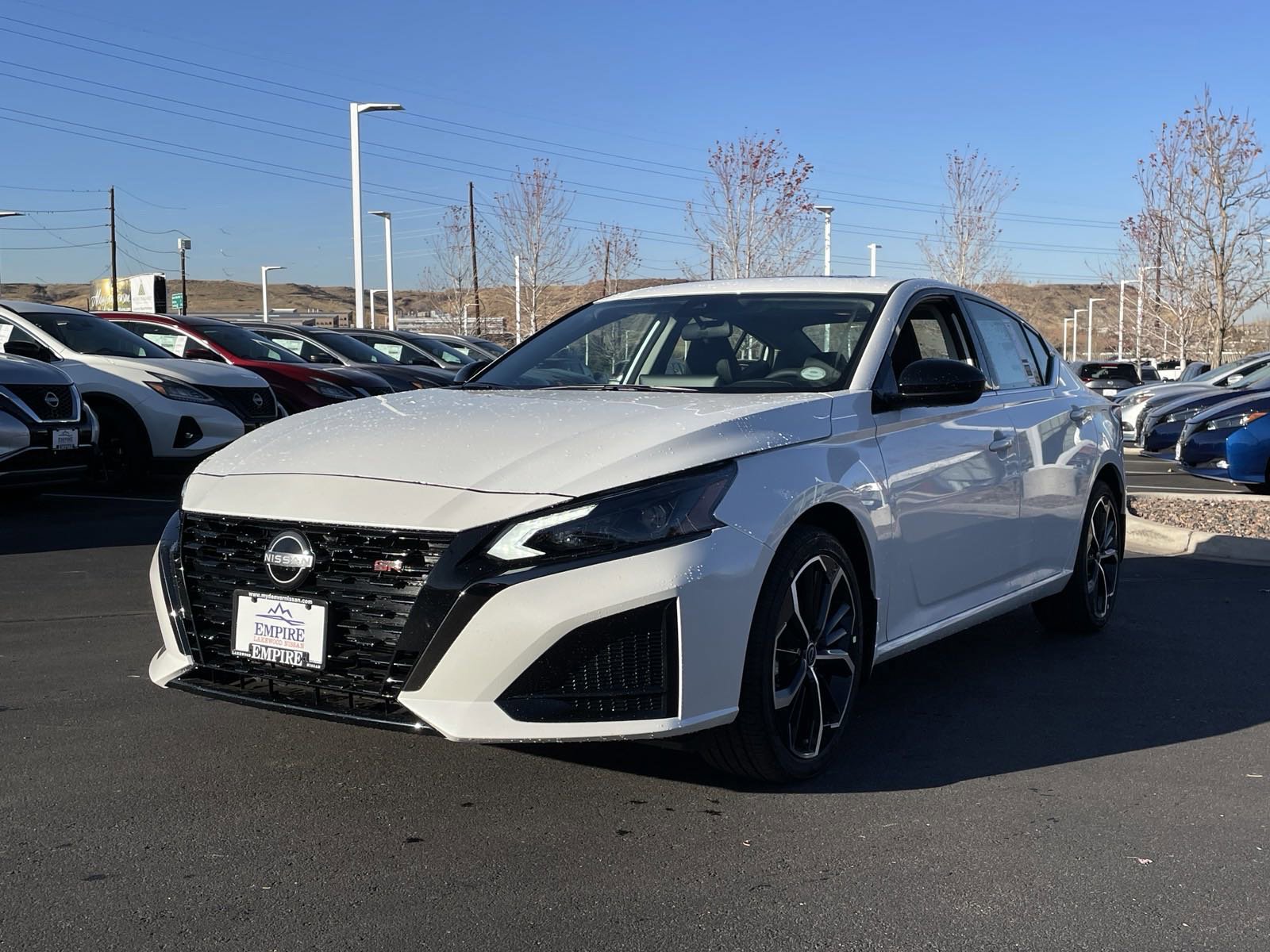New 2025 Nissan Altima 2.5 SR w/ SR Premium Package AWD/4WD image 4