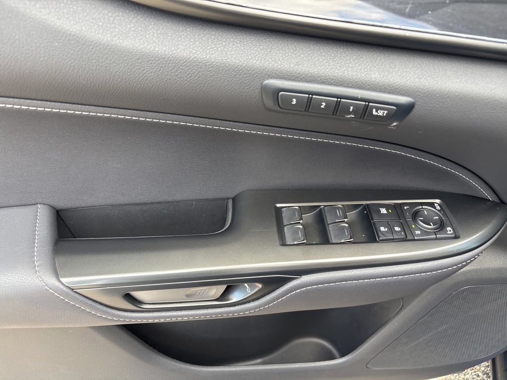 Certified 2025 Lexus NX 250 FWD w/ Accessory Package (2T) image 12
