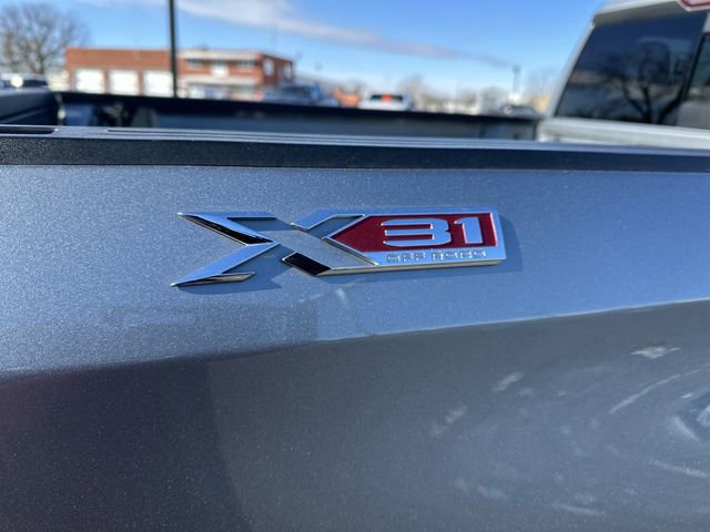 Used 2023 GMC Sierra 1500 SLT w/ SLT Premium Package image 33