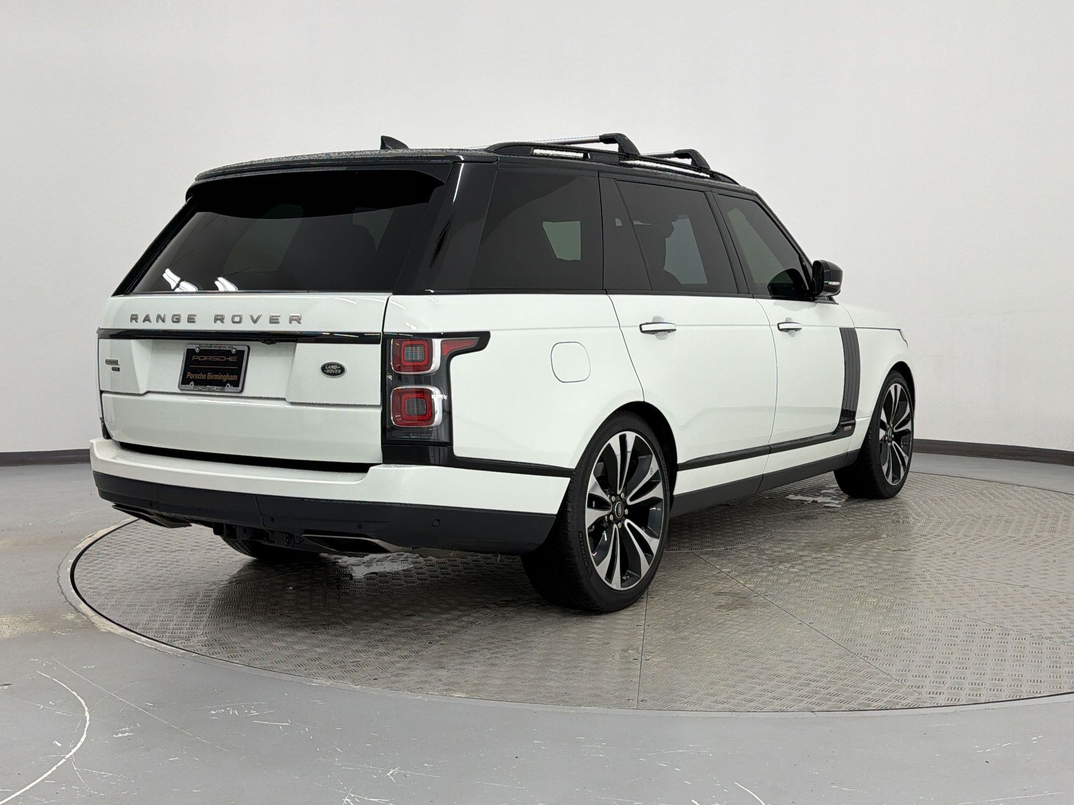Used 2021 Land Rover Range Rover Autobiography Fifty Edition AWD/4WD image 9