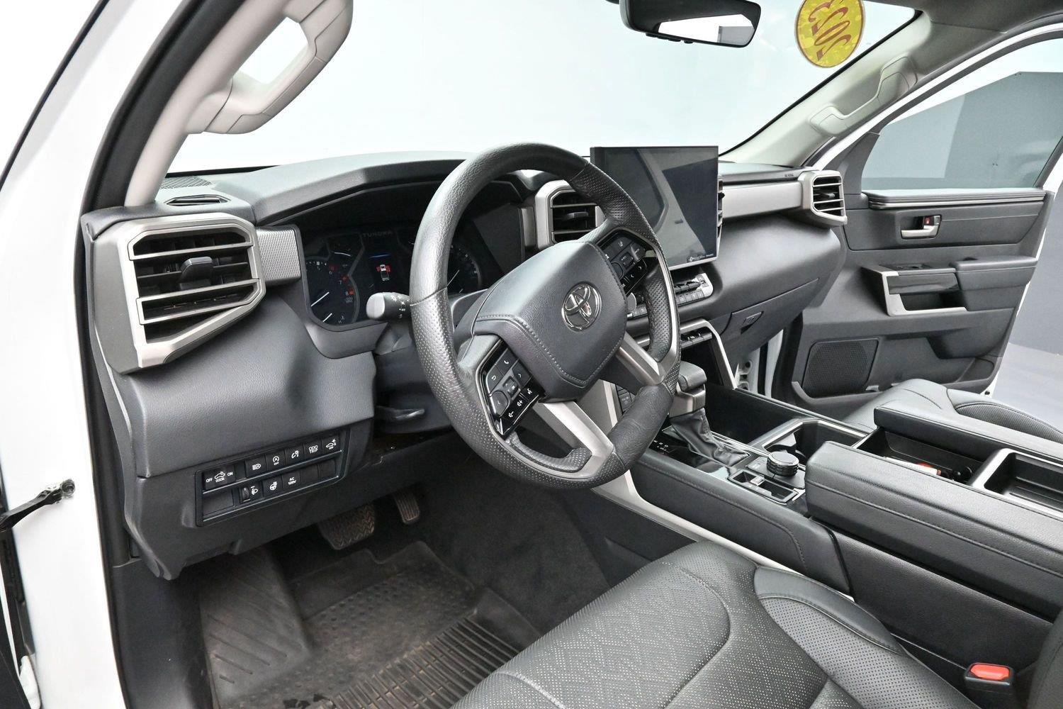 Used 2023 Toyota Tundra Limited AWD/4WD image 16