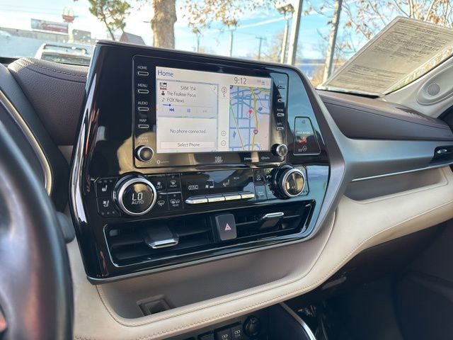 Used 2021 Toyota Highlander Limited image 20