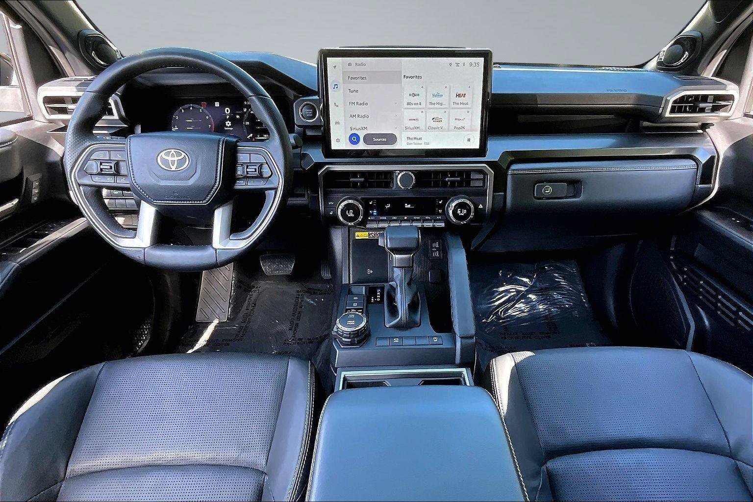 Used 2025 Toyota 4Runner Limited AWD/4WD image 17