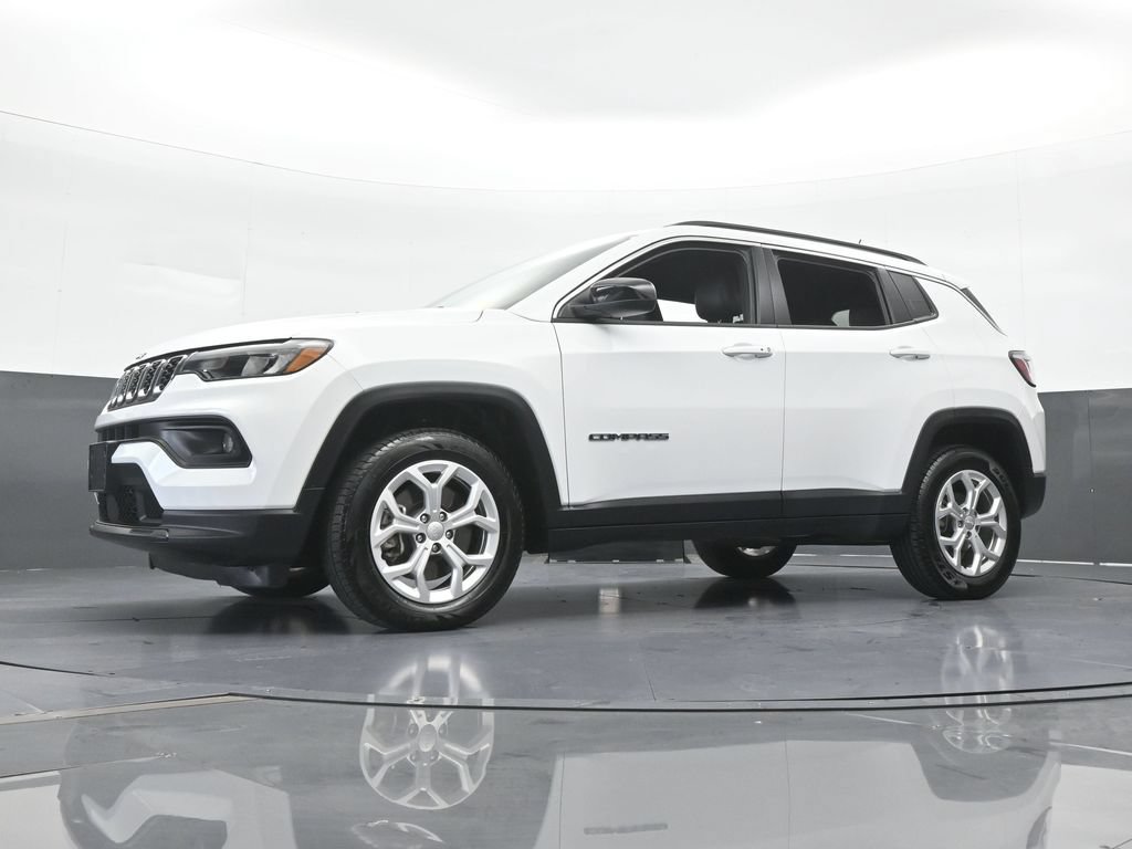 Used 2024 Jeep Compass Latitude AWD/4WD image 51