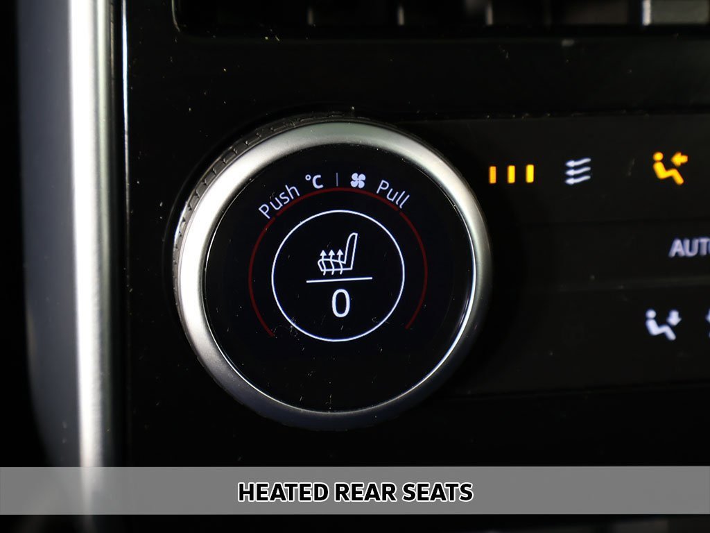 Used 2023 Land Rover Range Rover Long Wheelbase SE image 10