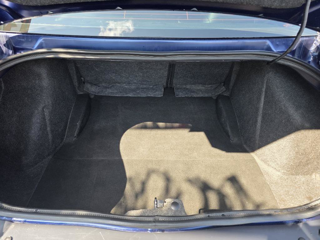Used 2015 Dodge Challenger R/T Plus RWD image 20