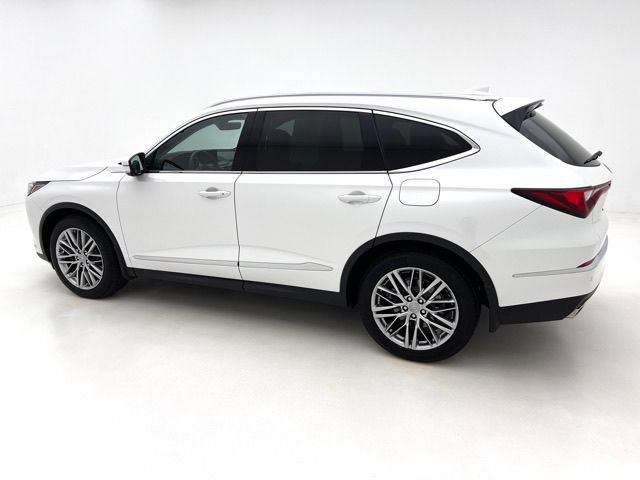 Used 2023 Acura MDX w/ Advance Package AWD/4WD image 10