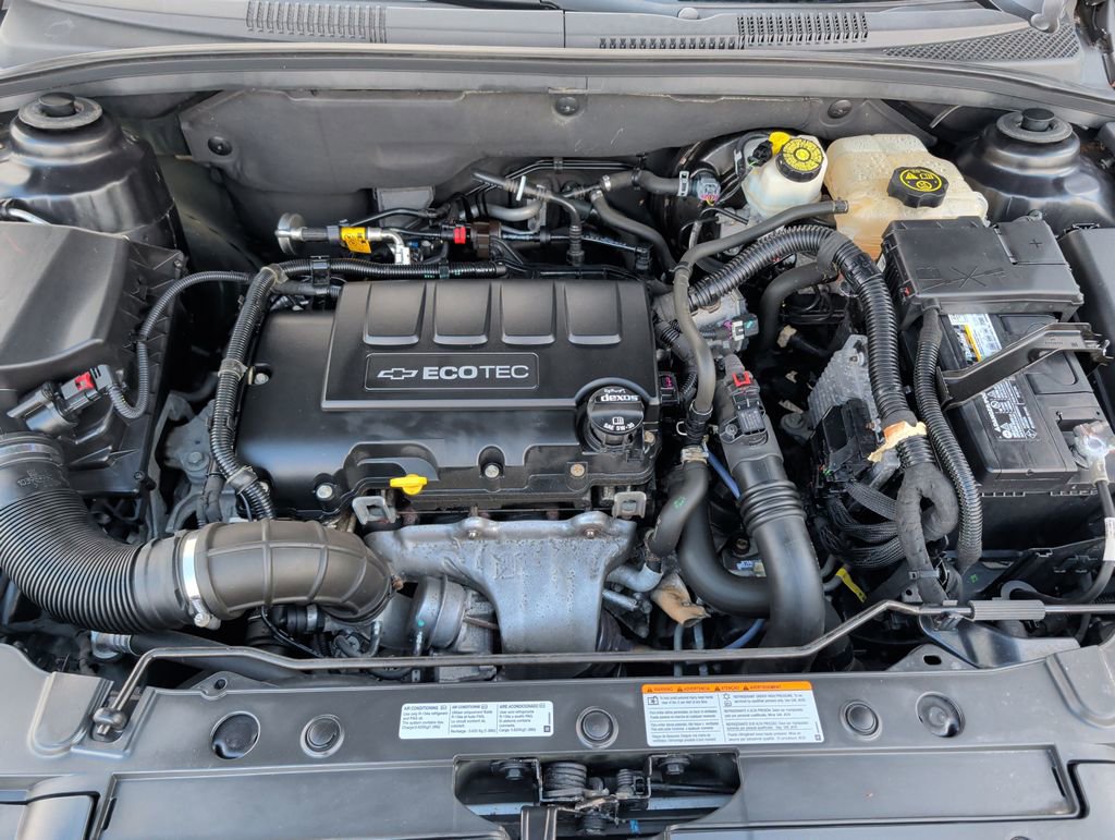 Used 2014 Chevrolet Cruze LT w/ All-Star Edition image 23