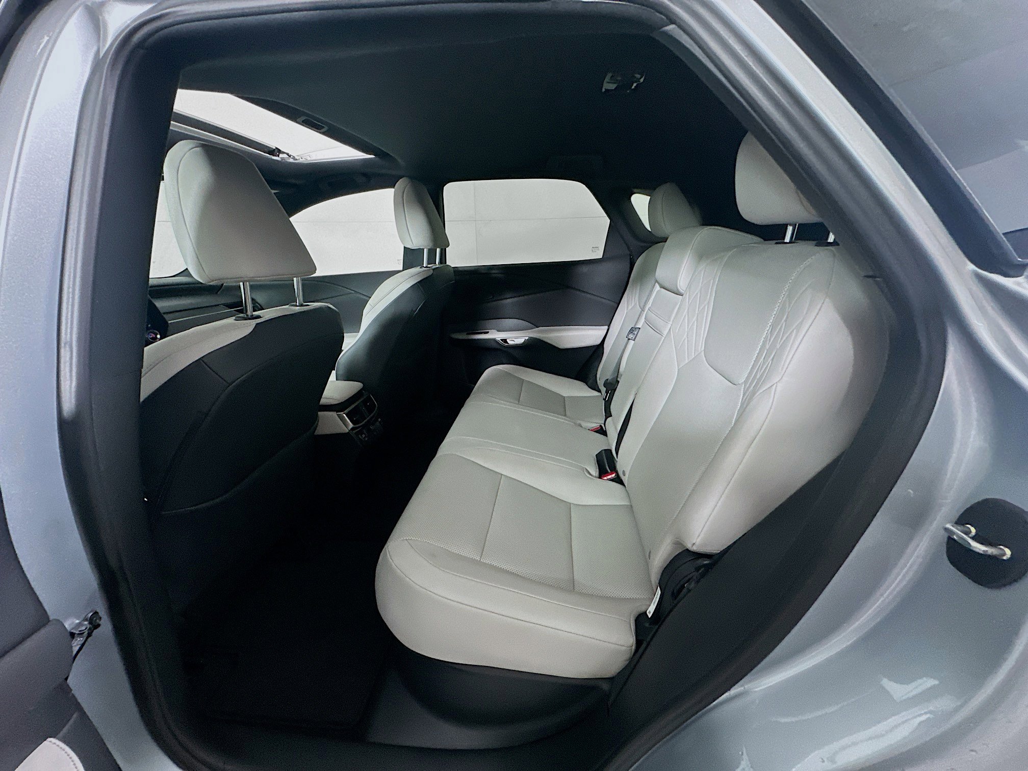 Used 2023 Lexus RX 350 Premium w/ Accessory Package (Z1) image 29