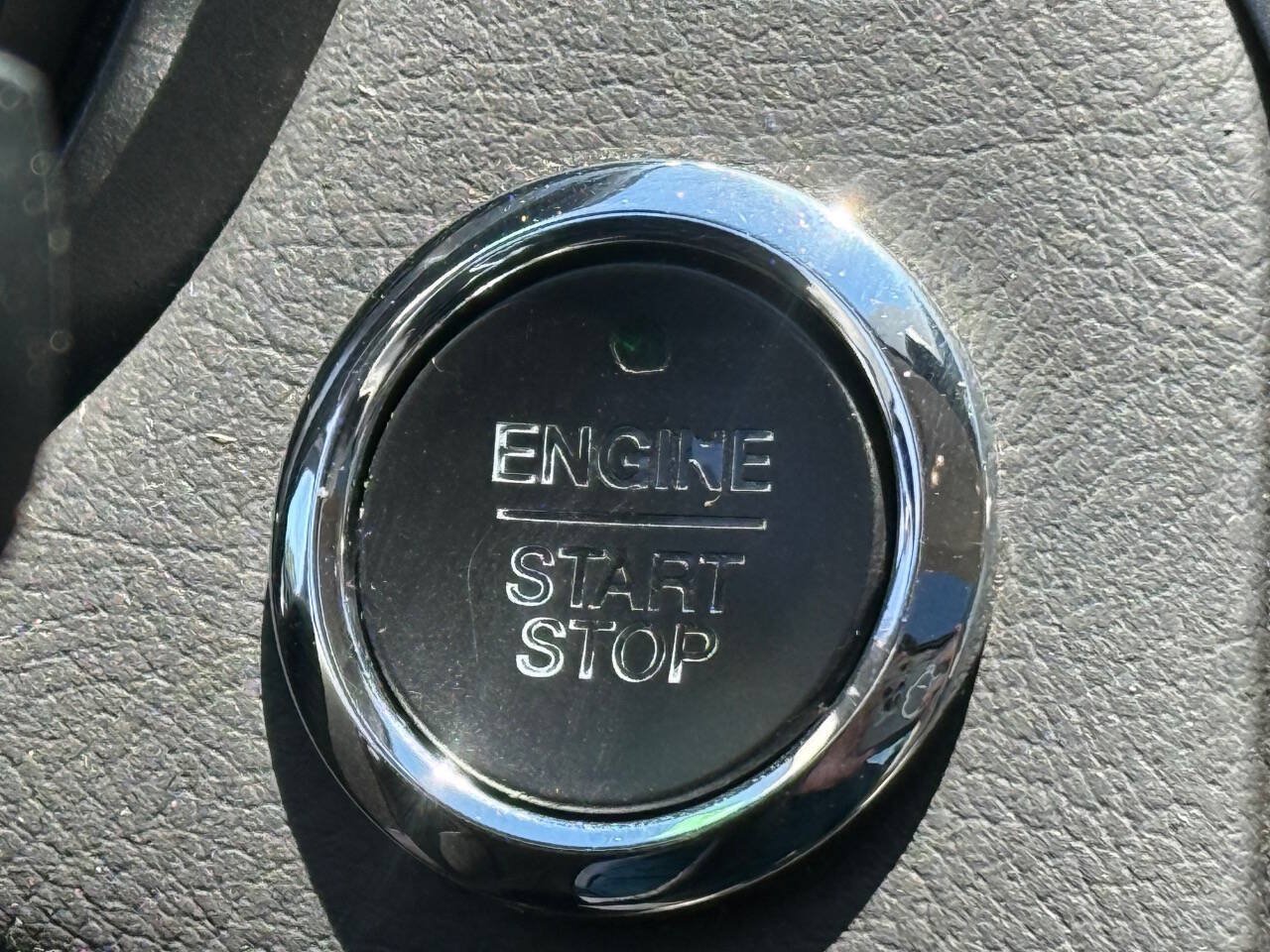 Used 2014 Ford Fusion Titanium FWD image 11