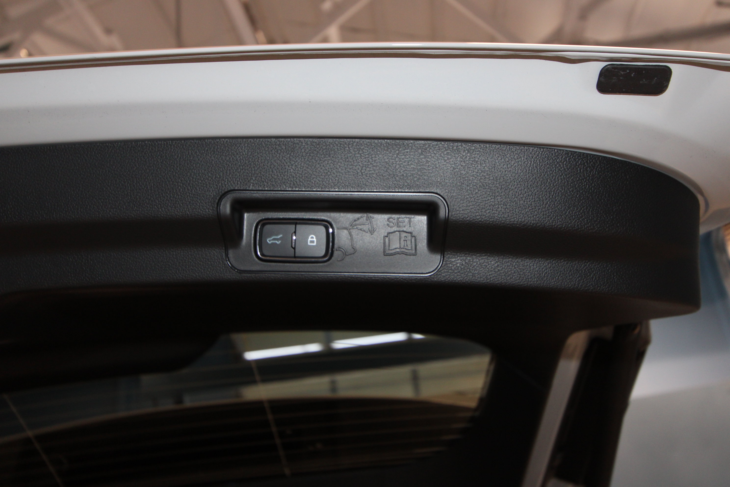 New 2027 Ford Explorer Active AWD/4WD image 32
