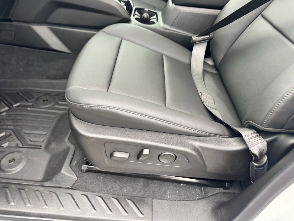 New 2025 Chevrolet Colorado LT w/ LT Convenience Package image 16